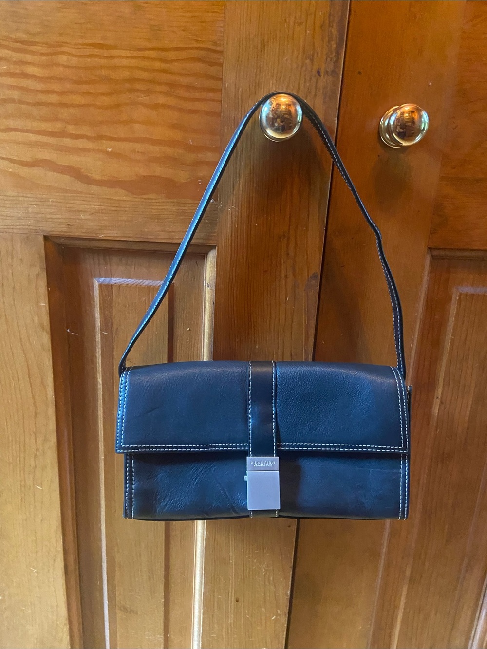 Kenneth Cole Reaction Short Shoulder Bag